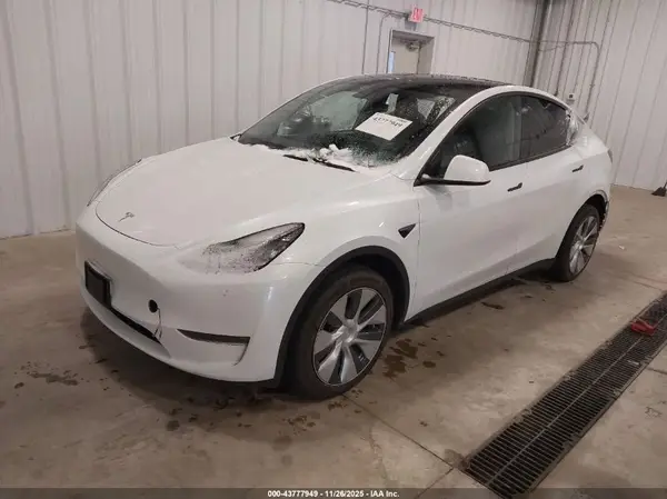 7SAYGDEE2PA041509 2023 TESLA MODEL Y - Image 2
