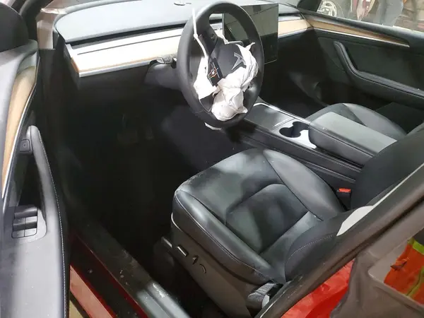 7SAYGDEE2PA043924 2023 TESLA MODEL Y - Image 8