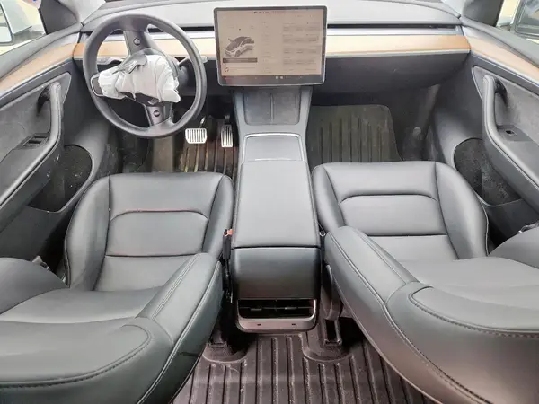 7SAYGDEE2PA047276 2023 TESLA MODEL Y - Image 8