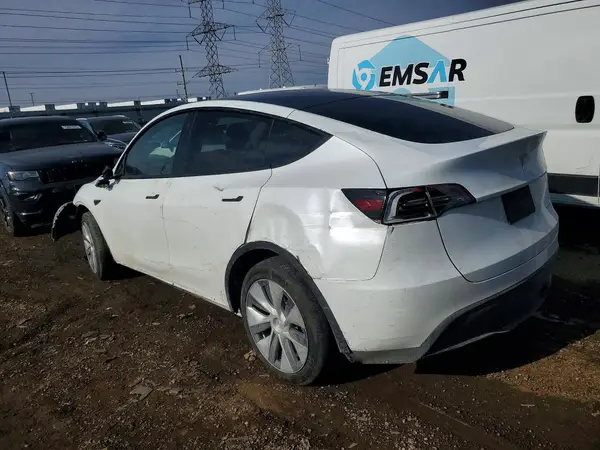7SAYGDEE2PA048430 2023 TESLA MODEL Y - Image 2