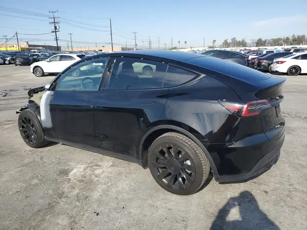 7SAYGDEE2PA050565 2023 TESLA MODEL Y - Image 2
