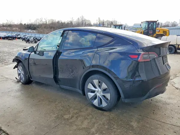 7SAYGDEE2PA063770 2023 TESLA MODEL Y - Image 2