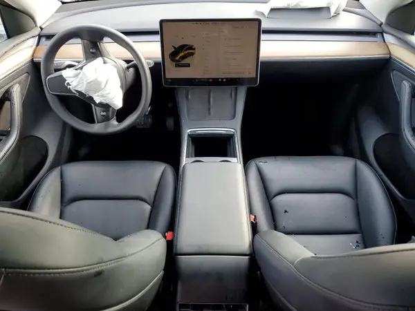 7SAYGDEE2PA063770 2023 TESLA MODEL Y - Image 8