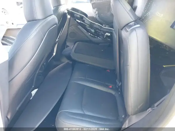 7SAYGDEE2PA070217 2023 TESLA MODEL Y - Image 8
