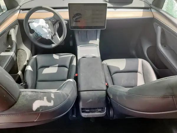 7SAYGDEE2PA072324 2023 TESLA MODEL Y - Image 8