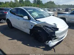 7SAYGDEE2PA080620 2023 TESLA MODEL Y
