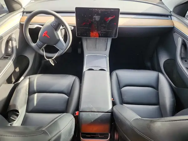 7SAYGDEE2PA082674 2023 TESLA MODEL Y - Image 8