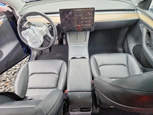 7SAYGDEE2PA085607 2023 TESLA MODEL Y - Image 8