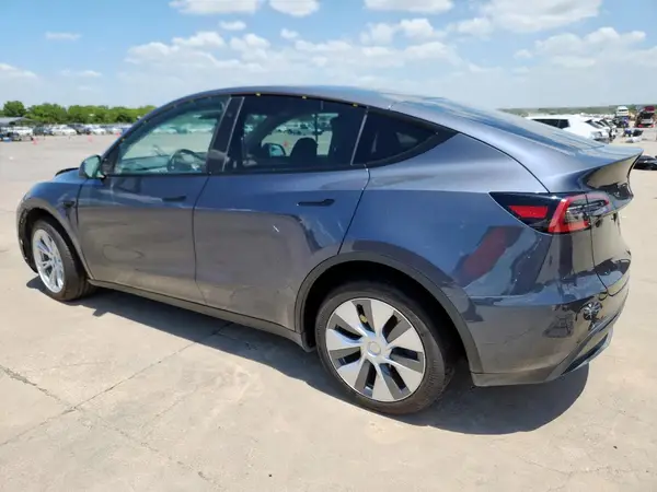 7SAYGDEE2PA087874 2023 TESLA MODEL Y - Image 2