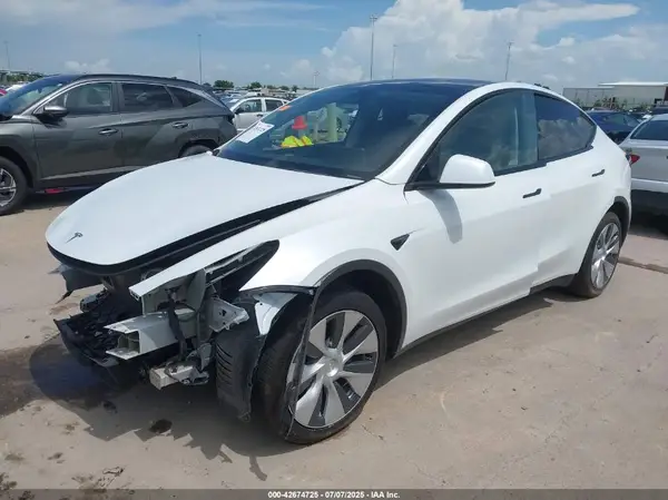 7SAYGDEE2PA088474 2023 TESLA MODEL Y - Image 2