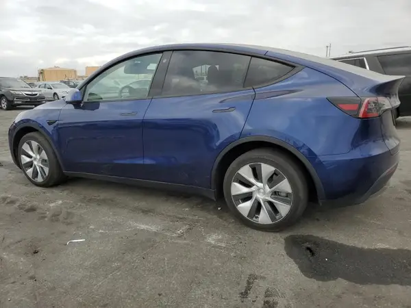 7SAYGDEE2PA088961 2023 TESLA MODEL Y - Image 2