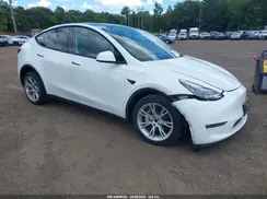 7SAYGDEE2PA095943 2023 TESLA MODEL Y