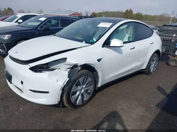 7SAYGDEE2PA097613 2023 TESLA MODEL Y - Image 2