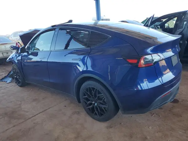 7SAYGDEE2PA110277 2023 TESLA MODEL Y - Image 2