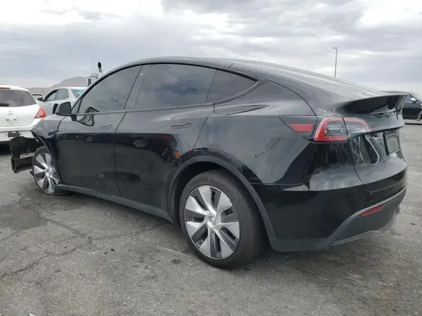 7SAYGDEE2PA114300 2023 TESLA MODEL Y - Image 2