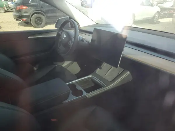 7SAYGDEE2PA115401 2023 TESLA MODEL Y - Image 8
