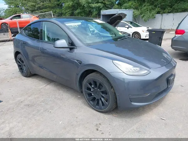 7SAYGDEE2PA117293 2023 TESLA MODEL Y - Image 1