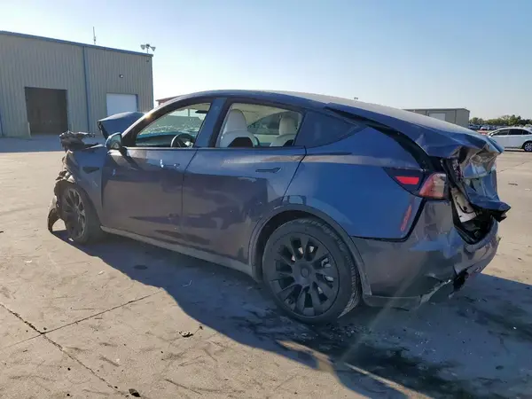 7SAYGDEE2PA117519 2023 TESLA MODEL Y - Image 2