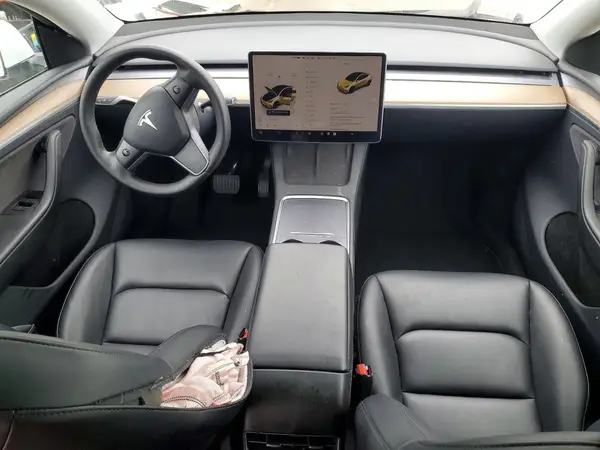 7SAYGDEE2PA120355 2023 TESLA MODEL Y - Image 8