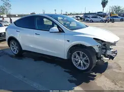 7SAYGDEE2PA123417 2023 TESLA MODEL Y