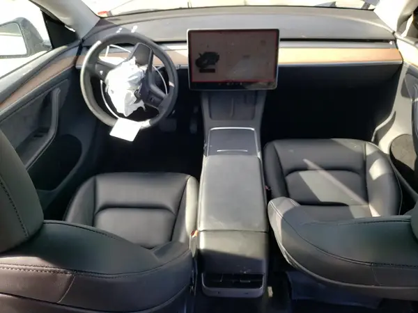 7SAYGDEE2PA123885 2023 TESLA MODEL Y - Image 8