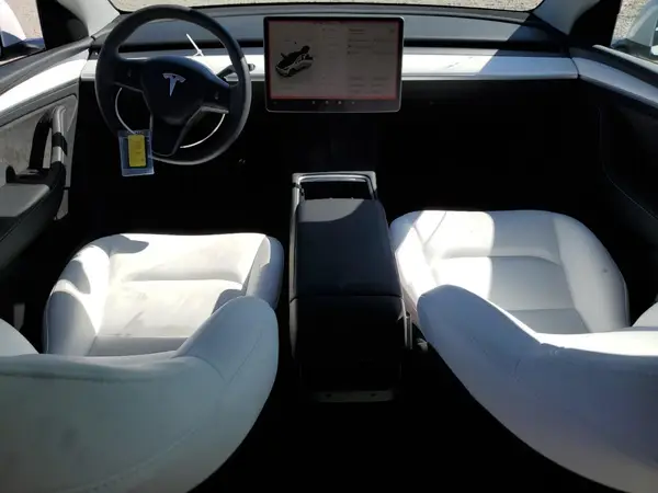 7SAYGDEE2PA124275 2023 TESLA MODEL Y - Image 8