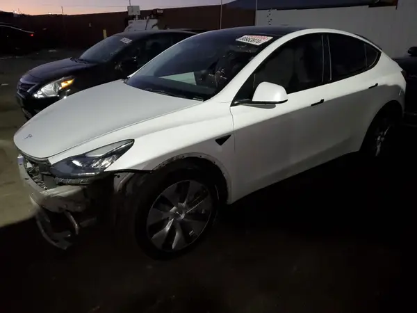 7SAYGDEE2PA128617 2023 TESLA MODEL Y - Image 1