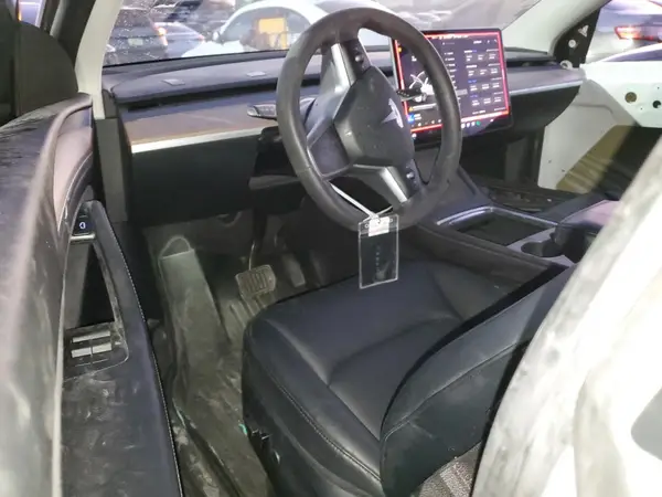 7SAYGDEE2PA128617 2023 TESLA MODEL Y - Image 8
