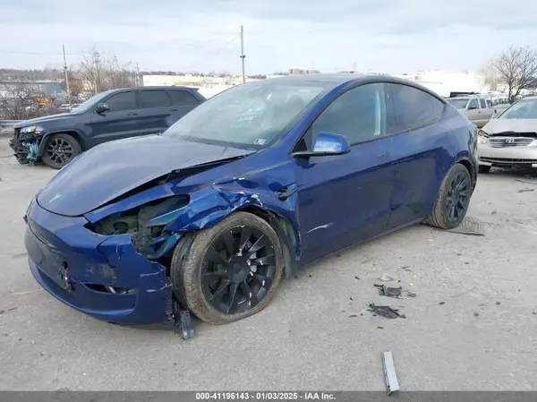 7SAYGDEE2PA135843 2023 TESLA MODEL Y - Image 2