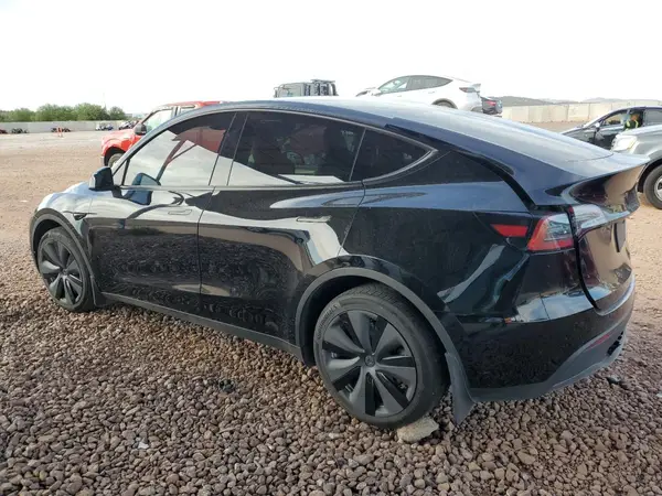 7SAYGDEE2PA136751 2023 TESLA MODEL Y - Image 2
