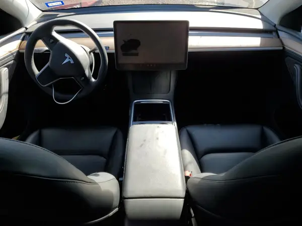 7SAYGDEE2PA136751 2023 TESLA MODEL Y - Image 8