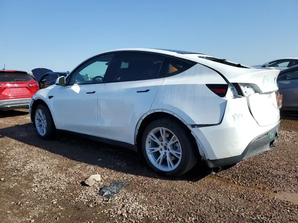 7SAYGDEE2PA138337 2023 TESLA MODEL Y - Image 2
