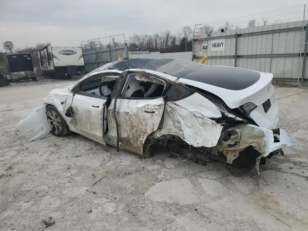 7SAYGDEE2PA145160 2023 TESLA MODEL Y - Image 2