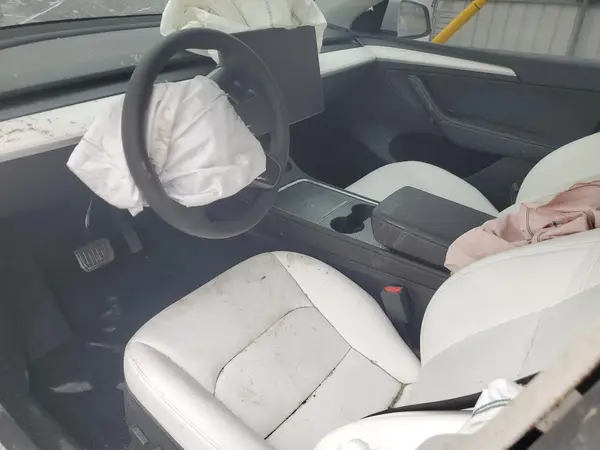7SAYGDEE2PA145160 2023 TESLA MODEL Y - Image 8