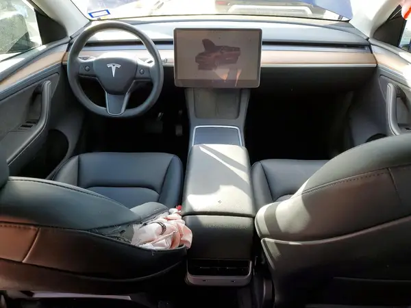 7SAYGDEE2PA147264 2023 TESLA MODEL Y - Image 8