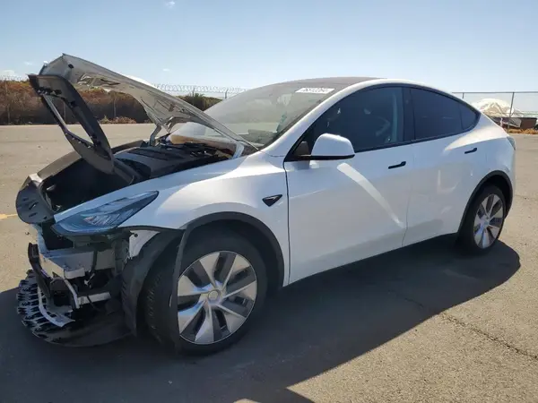 7SAYGDEE2PA150102 2023 TESLA MODEL Y - Image 1