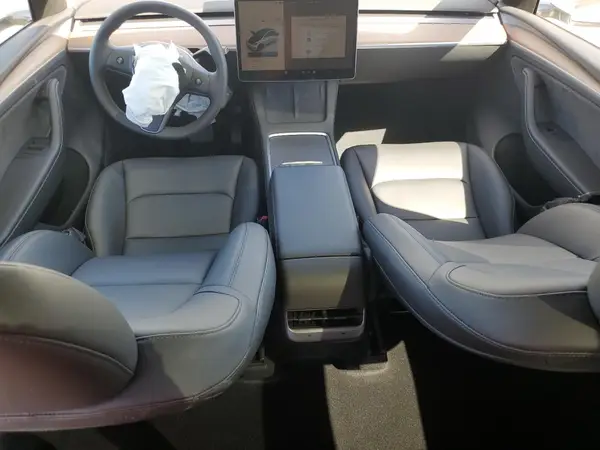 7SAYGDEE2PA150102 2023 TESLA MODEL Y - Image 8