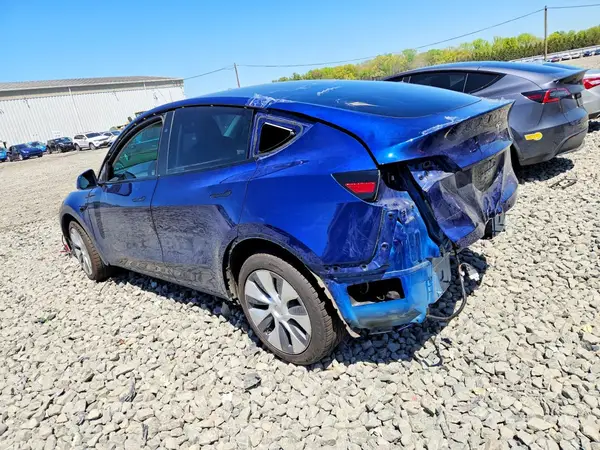 7SAYGDEE2PA159298 2023 TESLA MODEL Y - Image 2