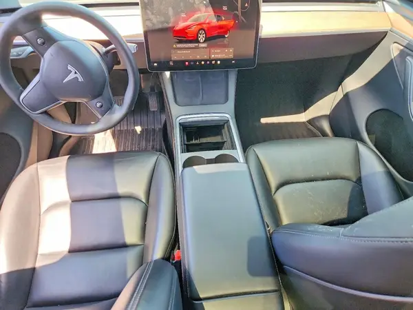 7SAYGDEE2PA159298 2023 TESLA MODEL Y - Image 8