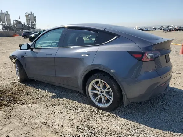 7SAYGDEE2PA164405 2023 TESLA MODEL Y - Image 2