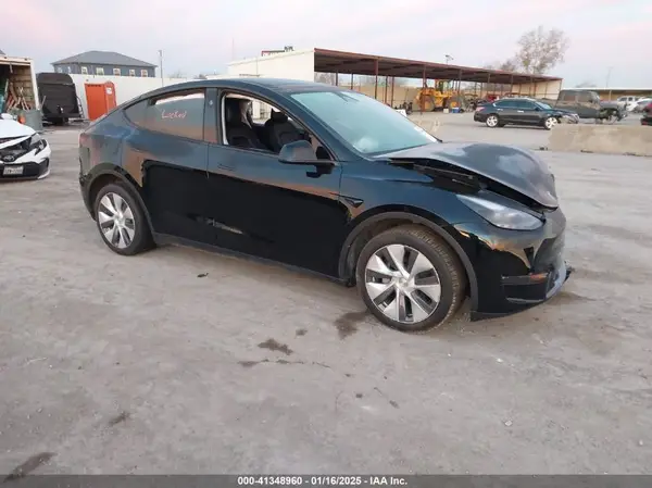 7SAYGDEE2PA166042 2023 TESLA MODEL Y - Image 1