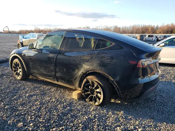 7SAYGDEE2PA181379 2023 TESLA MODEL Y - Image 2