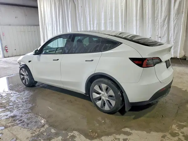 7SAYGDEE2PA181429 2023 TESLA MODEL Y - Image 2