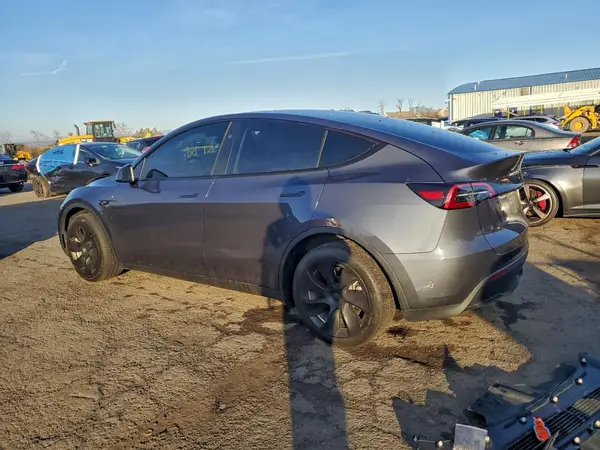 7SAYGDEE2PA183312 2023 TESLA MODEL Y - Image 2