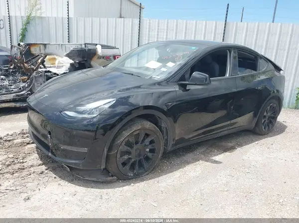 7SAYGDEE2PA186100 2023 TESLA MODEL Y - Image 2