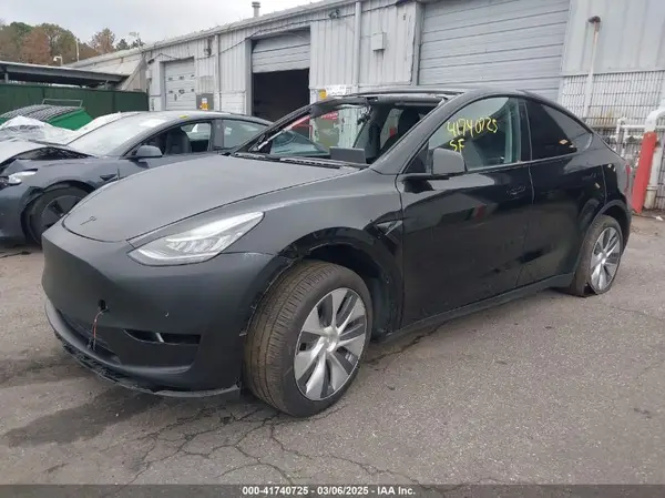 7SAYGDEE2PA187134 2023 TESLA MODEL Y - Image 2