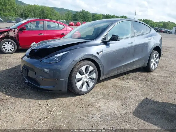 7SAYGDEE2PA190227 2023 TESLA MODEL Y - Image 2