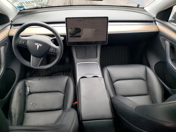 7SAYGDEE2PA193001 2023 TESLA MODEL Y - Image 8