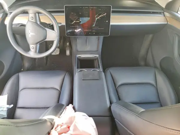 7SAYGDEE2PA194875 2023 TESLA MODEL Y - Image 8