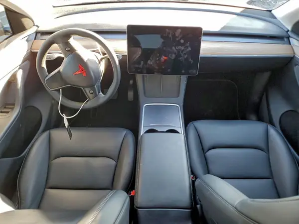 7SAYGDEE2PA196545 2023 TESLA MODEL Y - Image 8